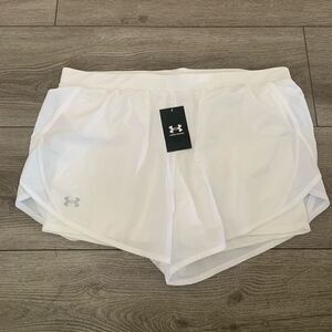 Under Armour fly by 2.0 2N1 shorts with short linings